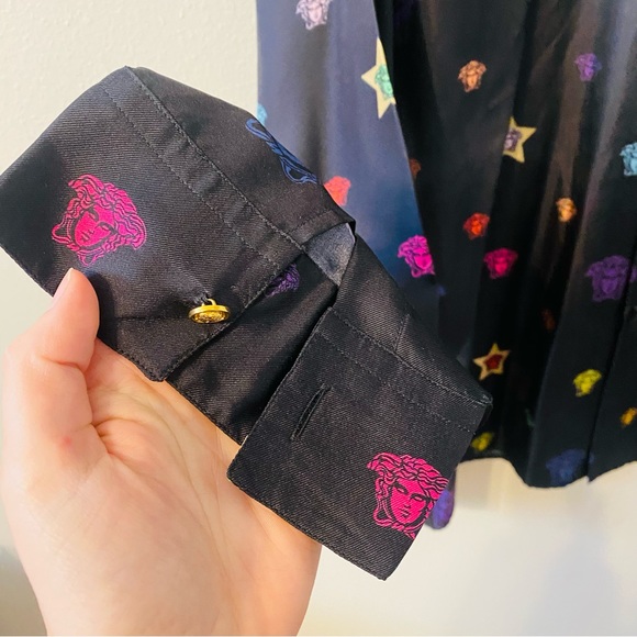 Versace 100% Silk Medusa Star Colorful Button Down Shirt Size 43 - Picture 10 of 11